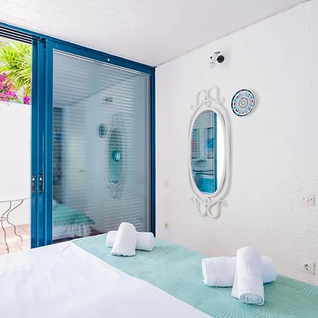 Coral Blue Semesterbostad